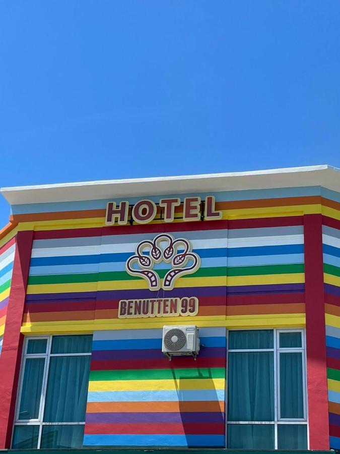 Benutten 99 Hotel Kampong Parit Tengah Dış mekan fotoğraf