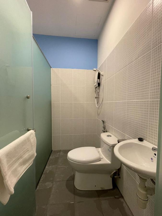 Benutten 99 Hotel Kampong Parit Tengah Dış mekan fotoğraf