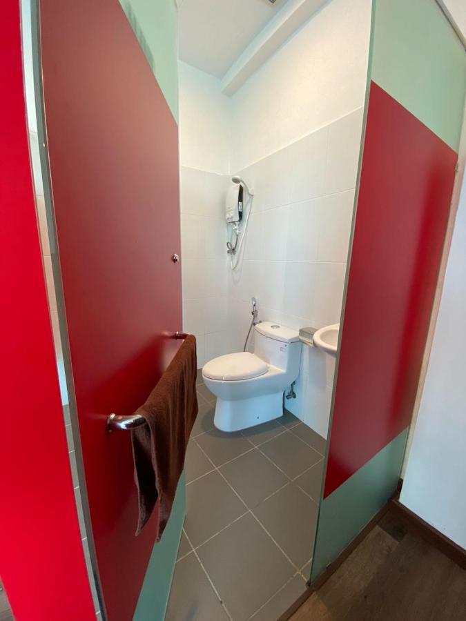 Benutten 99 Hotel Kampong Parit Tengah Dış mekan fotoğraf